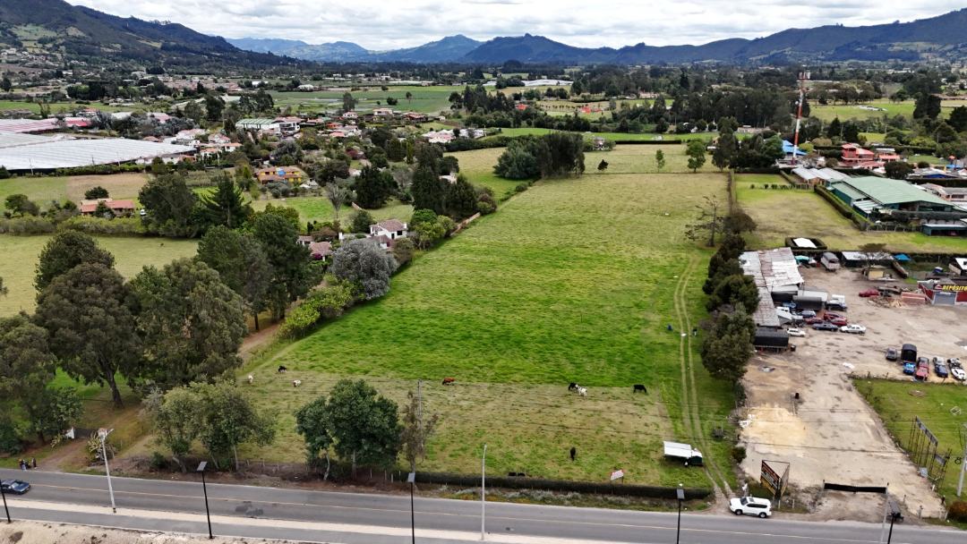 Lote rural en Tenjo (foto 1 de 3)
